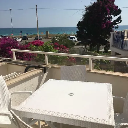 Σπίτι διακοπών Fronte Mare Lido Marini
